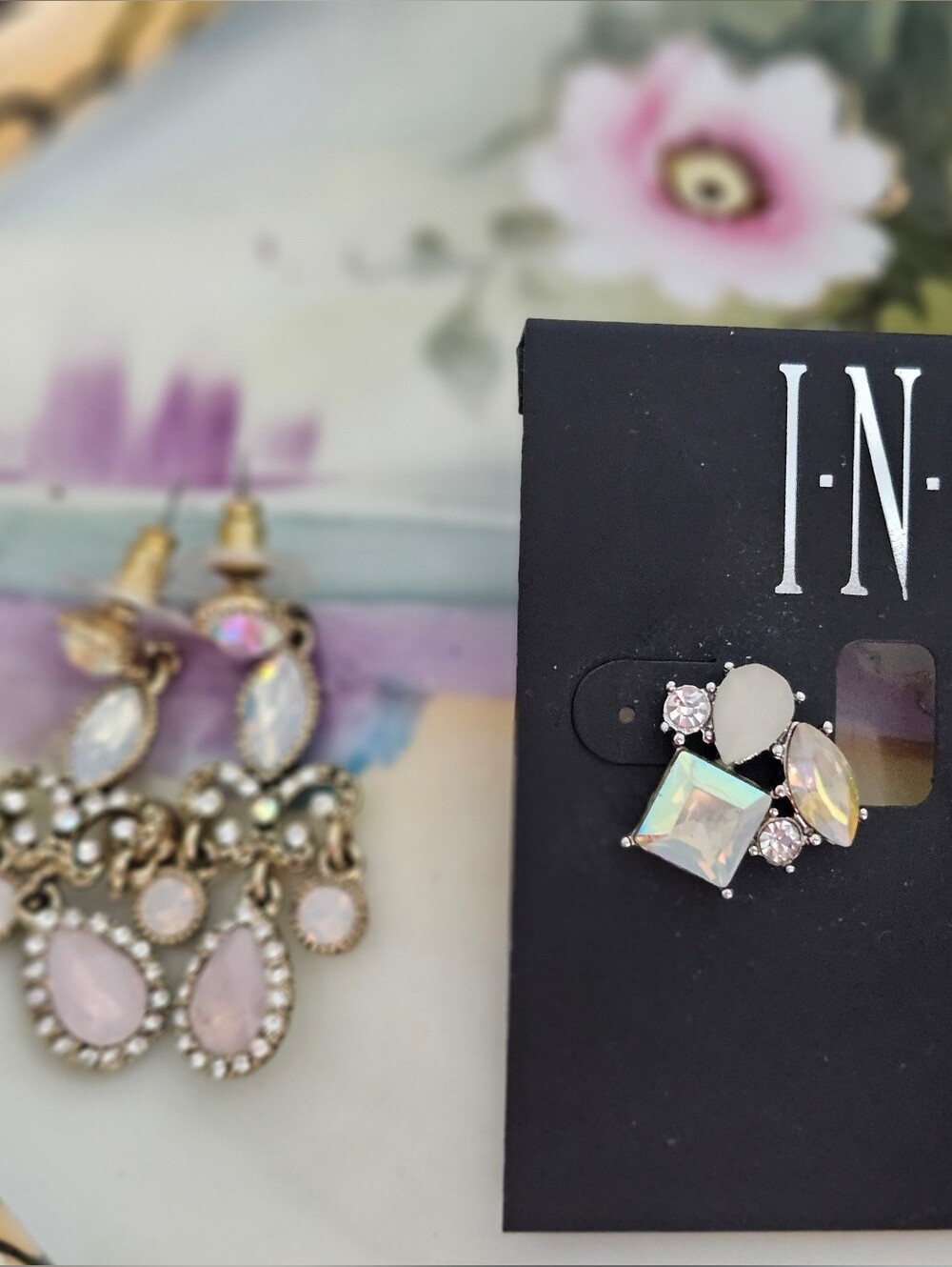 -2 Pair Of Style Iridescent Crystal Cluster Stud Earrings